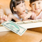 Classic Play Money Set F8