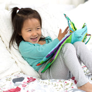 K’s Kids Soft Activity Book - The Wonderful World of Peekaboo! O4