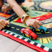 Round the Speedway Race Track Rug & Car Set D4